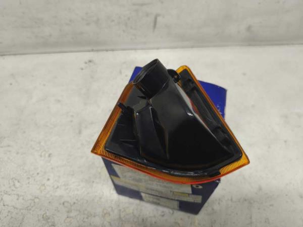 CLIGNOTEUR GAUCHE VOLVO - Vue 2